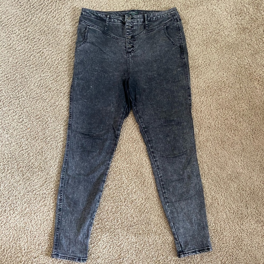 Black faded wash high waisted jeans